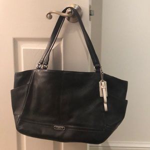 Stunning coach shoulder bag!!!♥️